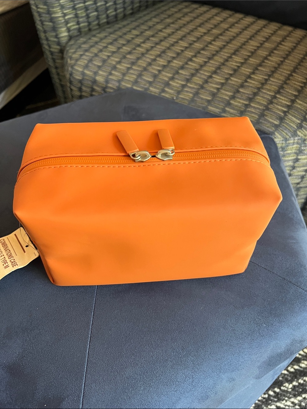 MUJI COSMETIC/TOILETRY/TECH POUCH